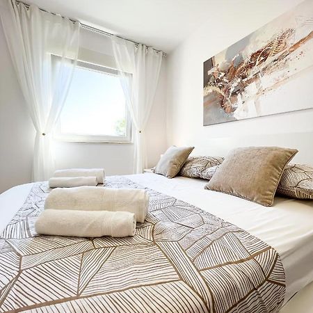 Holiday Star Apartment Trogir Bagian luar foto