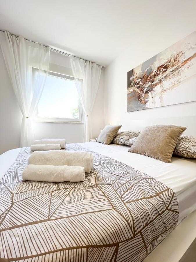 Holiday Star Apartment Trogir Bagian luar foto
